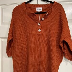 Andree by Unit Womens Short Sleeve Rust Color Top Size Small NWT
